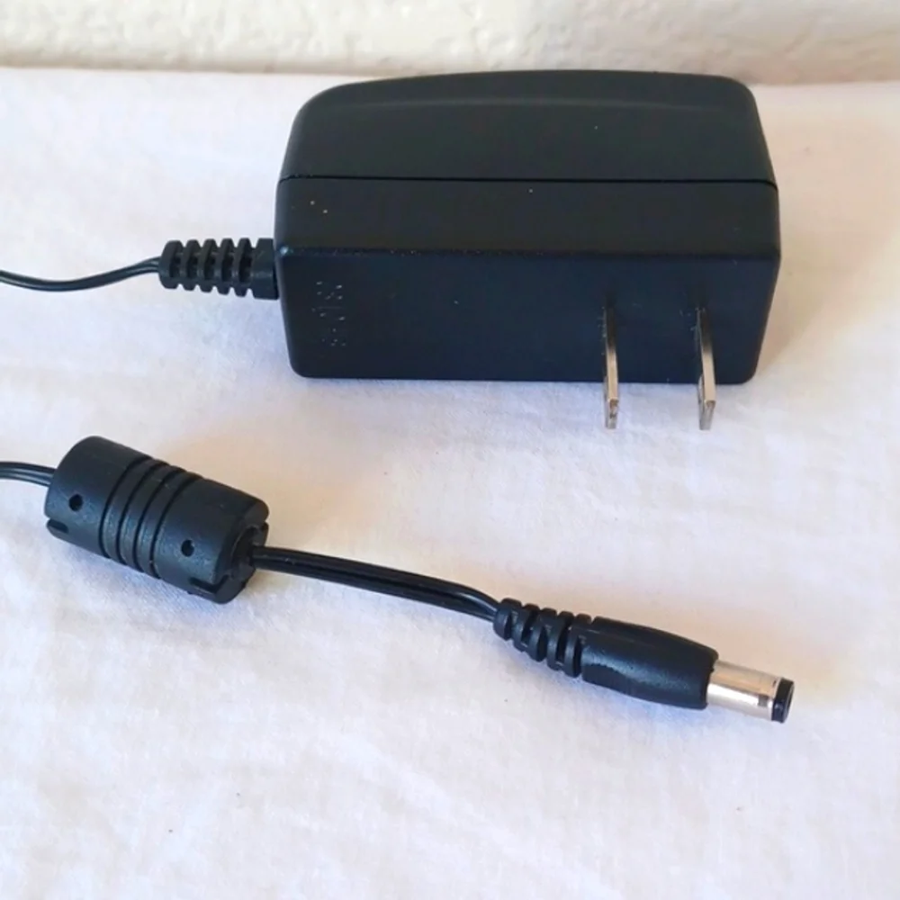 Ubee AC Switching Adapter DSA-12G-12AUS 12V for Wireless Router Cable DSL Modem